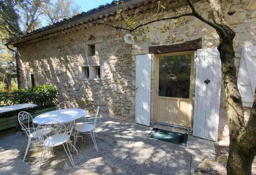 Дом 2 Спальни, La Cassine, Gîte Des Lucioles En Provence