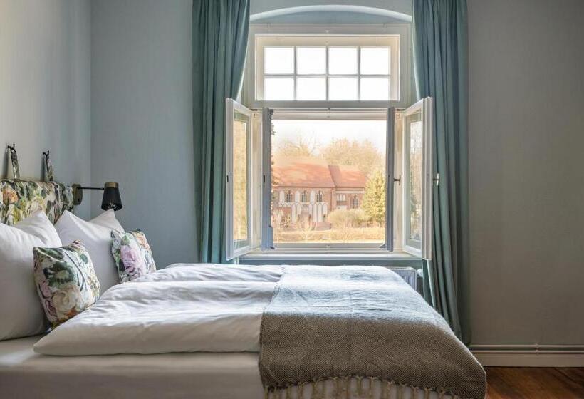 Номер Стандарт, Klostergartenhotel Marienfließ