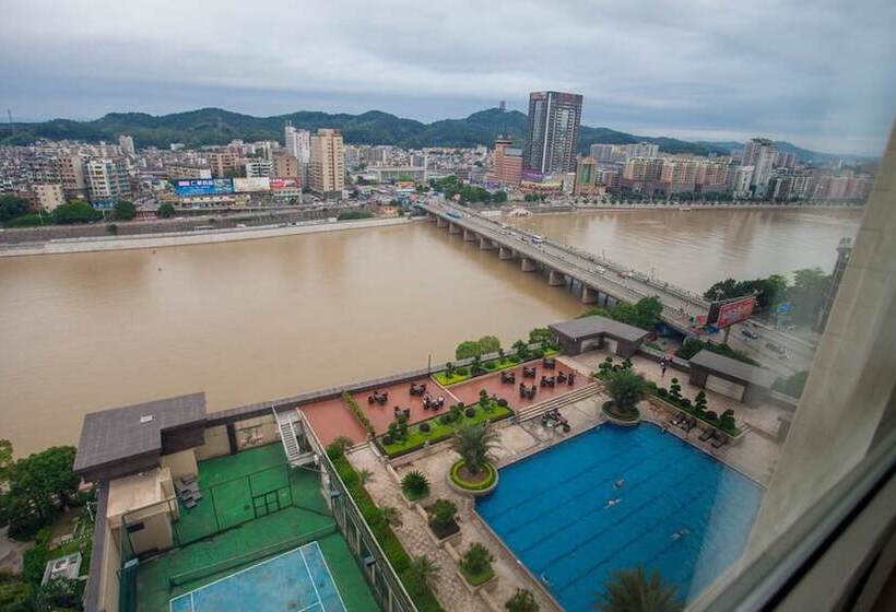 Номер Стандарт Вид на Реку, Ramada Plaza Shaoguan City Centre