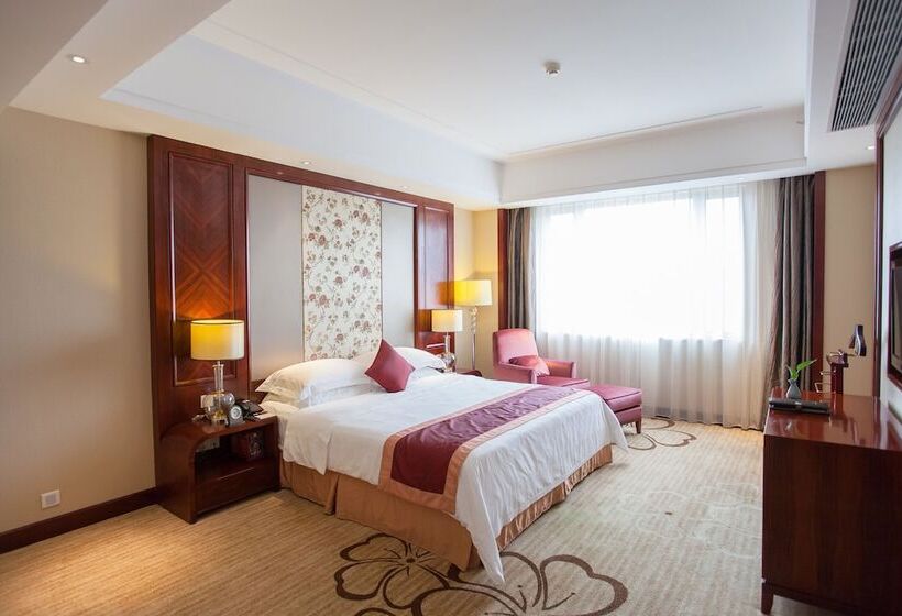 Президентский Люкс, Ramada Plaza Shaoguan City Centre