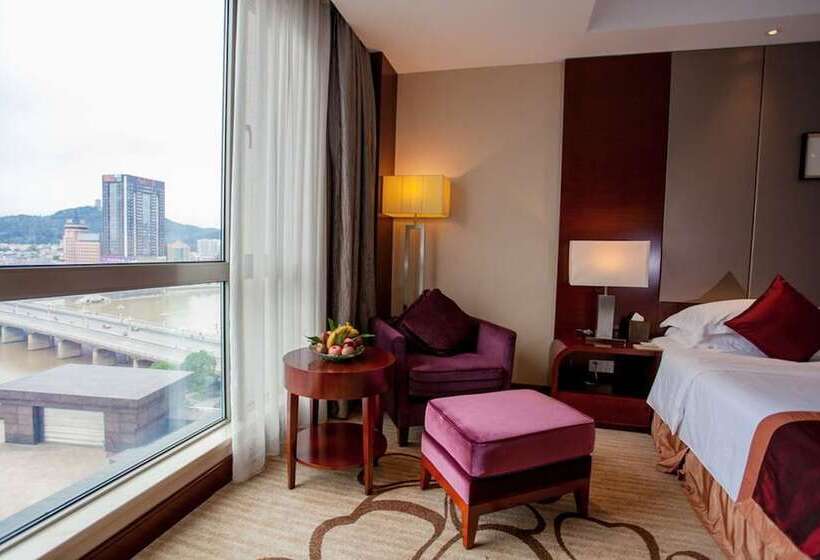 Президентский Люкс, Ramada Plaza Shaoguan City Centre