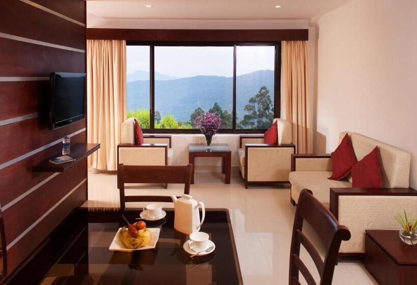 Люкс Престиж, Sterling Munnar