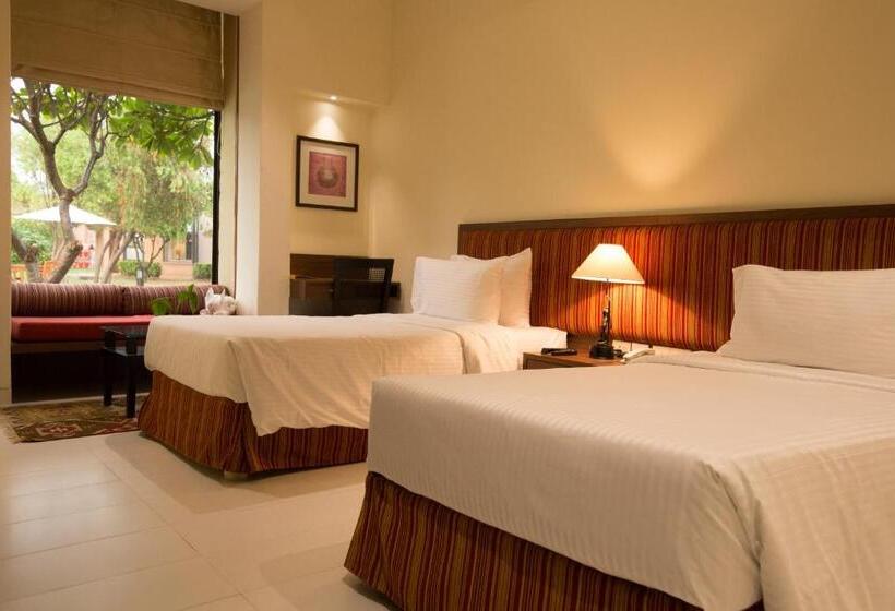 行政房间, Lemon Tree Hotel, Tarudhan Valley, Manesar