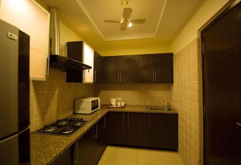 标准工作室, Lemon Tree Hotel, Tarudhan Valley, Manesar