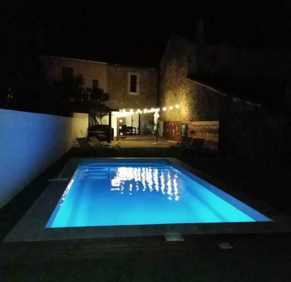 خانه 3 خوابه, Maison A Bizanet Avec Piscine