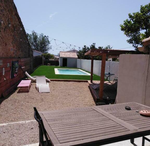 خانه 3 خوابه, Maison A Bizanet Avec Piscine