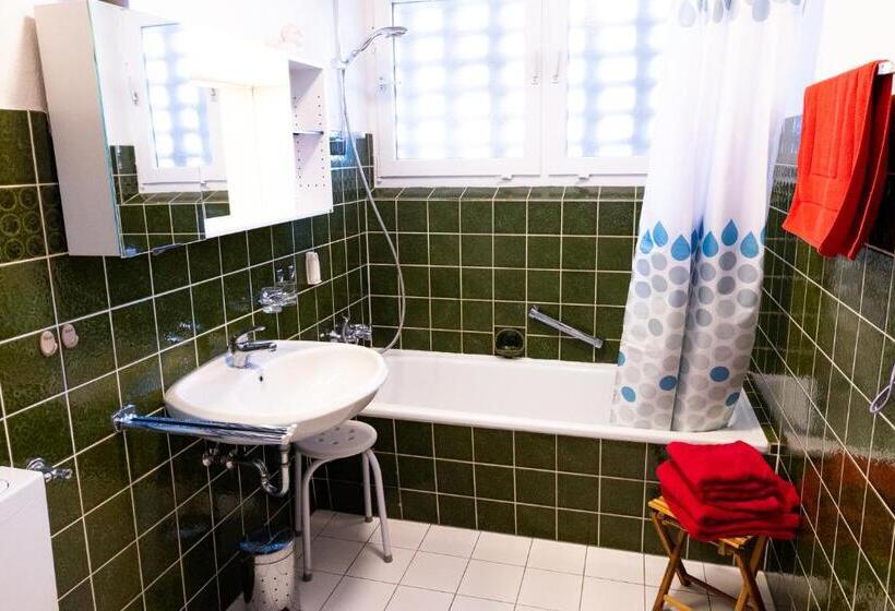 Апартаменты 1 Спальня, Pension Am Hardausee