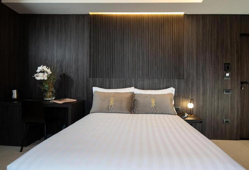 اتاق سوپریور, Gold Tower Lifestyle