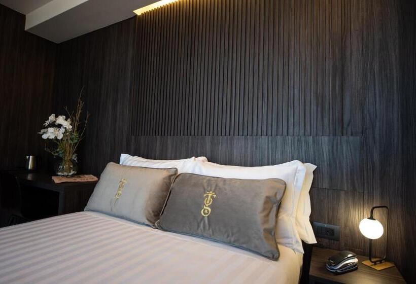 اتاق لوکس, Gold Tower Lifestyle