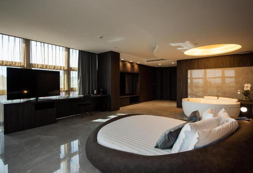 اتاق استاندارد, Gold Tower Lifestyle