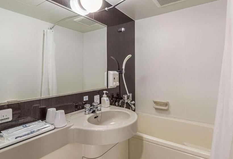 اتاق استاندارد, Comfort Hotel Kure