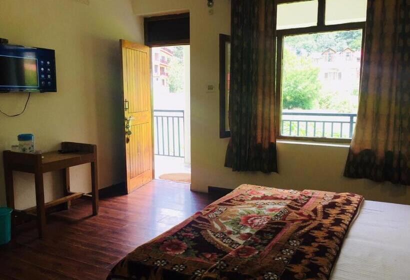 エコノミールーム, Tourist Hotel 10 Minutes Walking Distance From The Mall