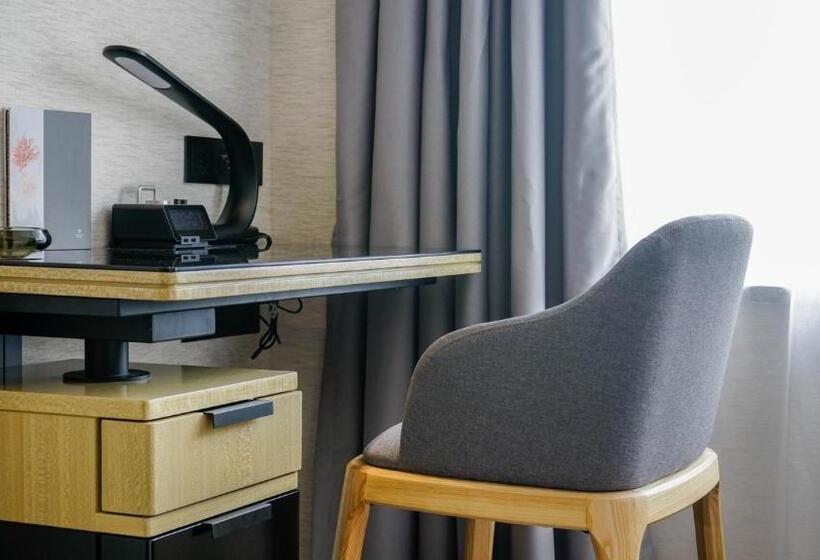 Quarto Deluxe, Paco Hotel Guangzhou Jiangtai Road Metro Branch