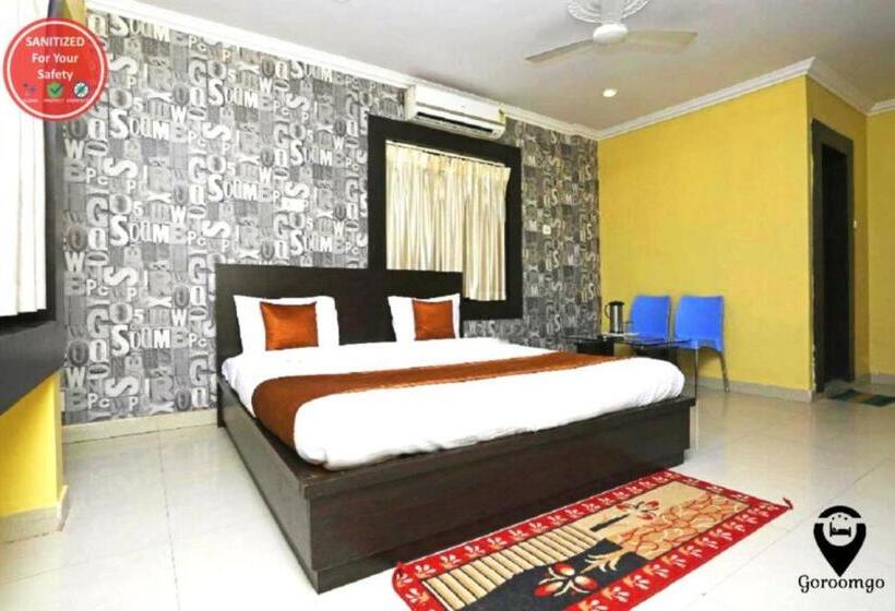 اتاق لوکس با تخت بزرگ, Sai Sandpiper Puri Near Sea Beach Wifi & Restaurant Facilities  Best Choice Of Travellers By Morserv
