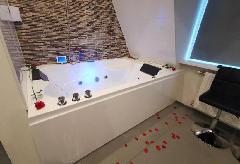 标准三人间, Wellness Suite Utrecht