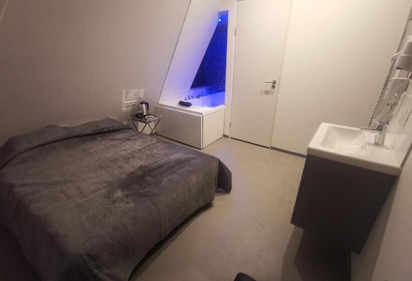 经济房, Wellness Suite Utrecht