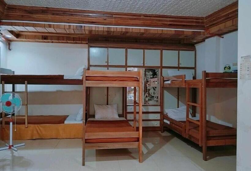 سوئیت با تخت بزرگ, Bag C Vacation House Bed And Breakfast
