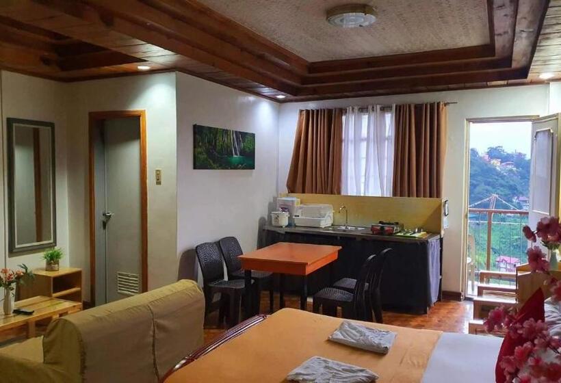 سوئیت با بالکن, Bag C Vacation House Bed And Breakfast
