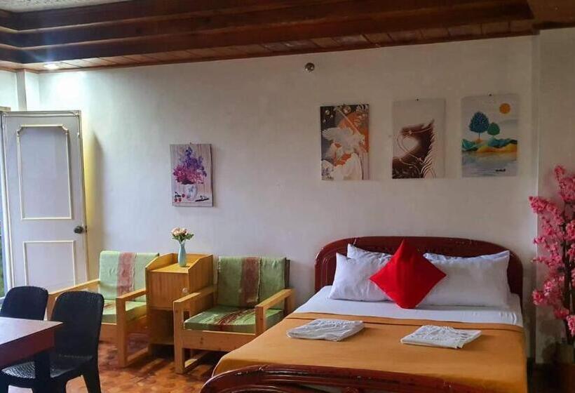 سوئیت با بالکن, Bag C Vacation House Bed And Breakfast