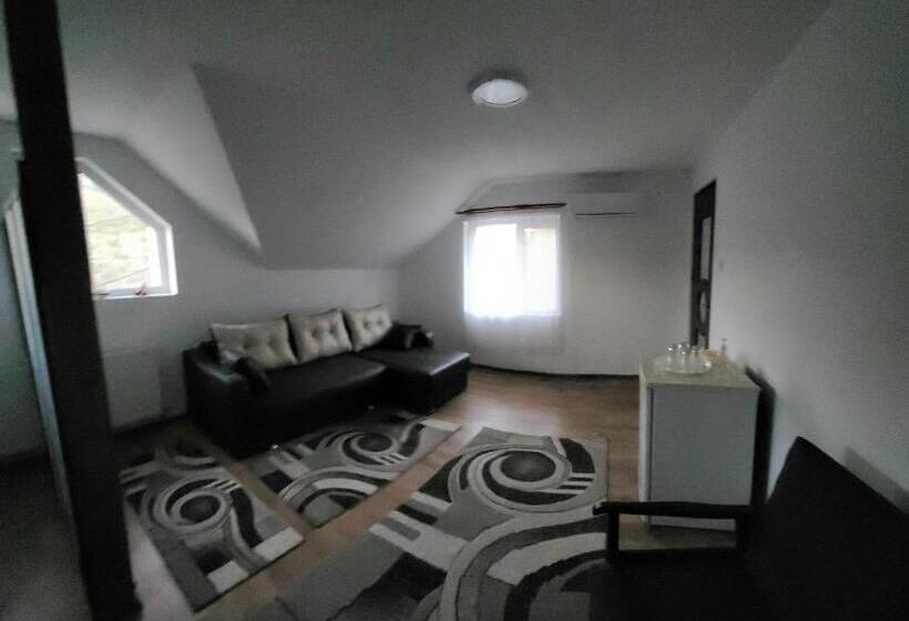 آپارتمان 1 خوابه, Casa Uila