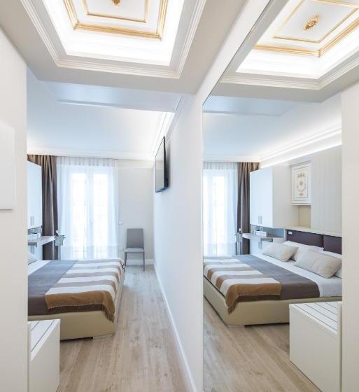 اتاق سوپریور با بالکن, Opera Arte Rooms
