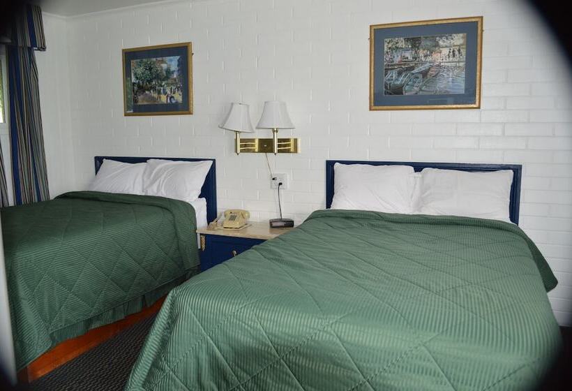 Номер Стандарт 2 Двуспальные Кровати, Great Lakes Motel