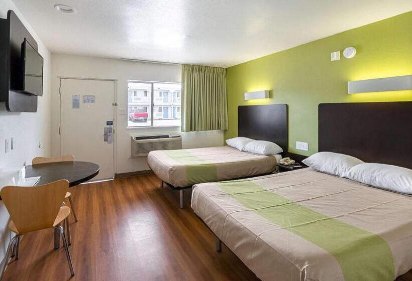 スタンダード4人部屋, Motel 6el Paso, Tx  Airport  Fort Bliss
