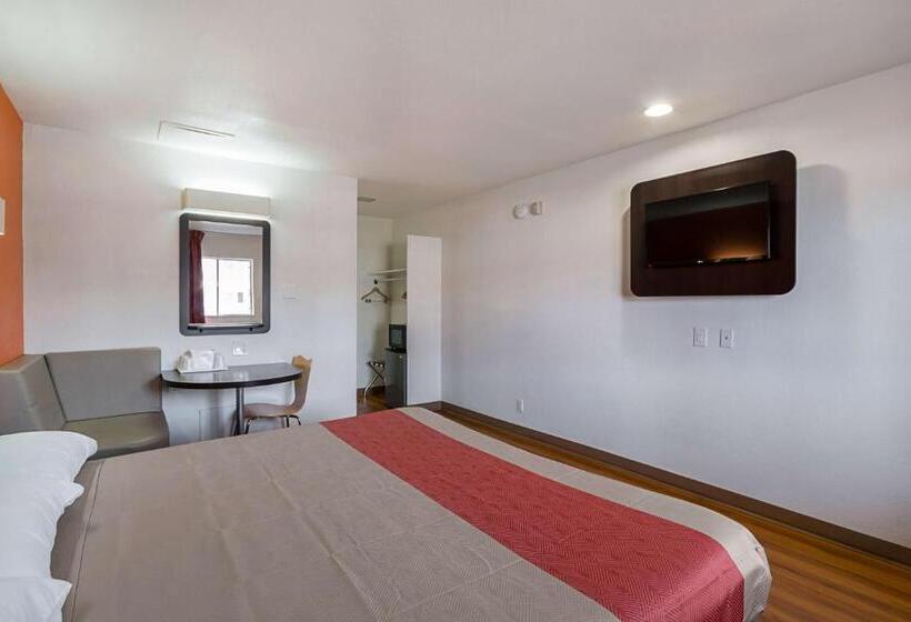 キングサイズベッドのスタンダードルーム, Motel 6el Paso, Tx  Airport  Fort Bliss