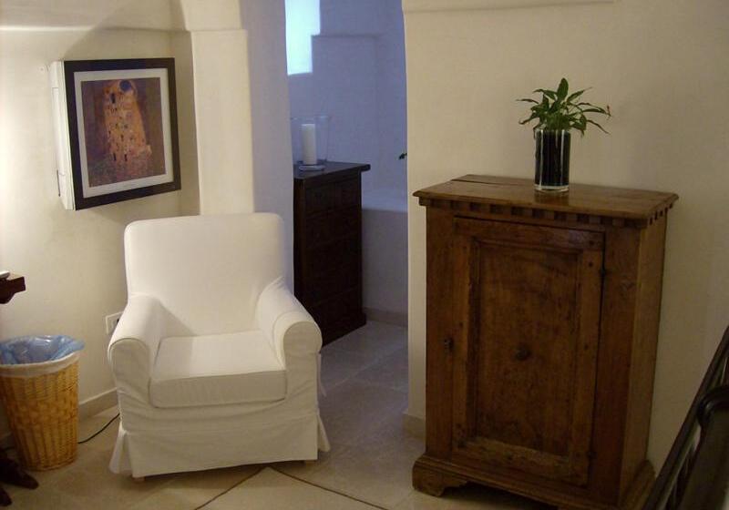 خانه 1 خوابه, Masseria Boezio Ostuni