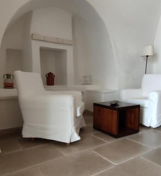 اتاق لوکس, Masseria Boezio Ostuni