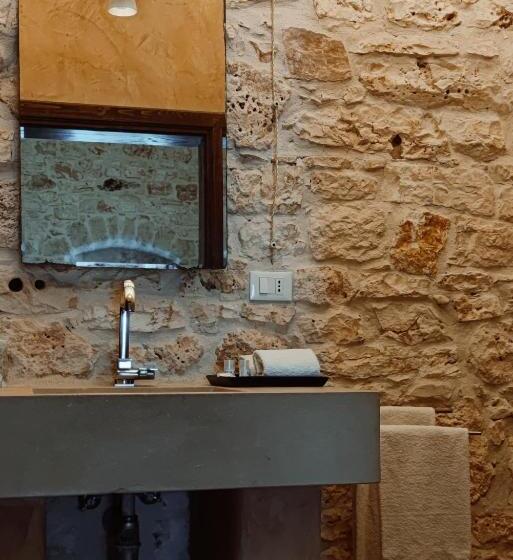 اتاق استاندارد با چشم‌انداز باغ, Masseria Boezio Ostuni