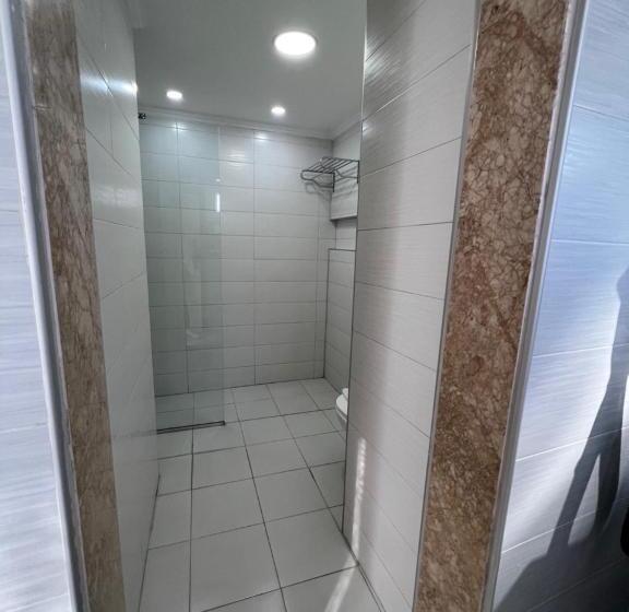 Quarto Familiar, Ibrahim Bey