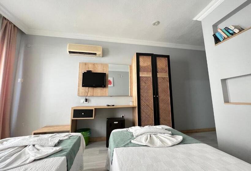 Quarto Estandar, Ibrahim Bey