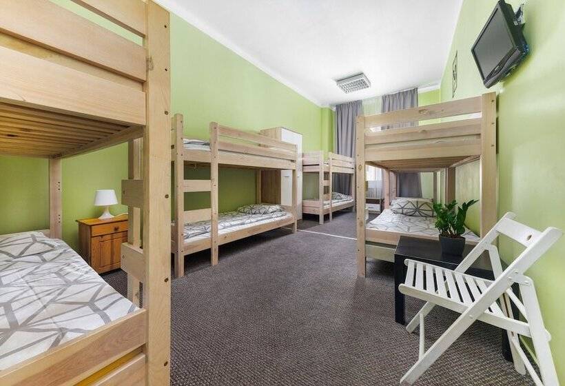 Кровать в Общей Комнате, Moon Hostel Warszawa