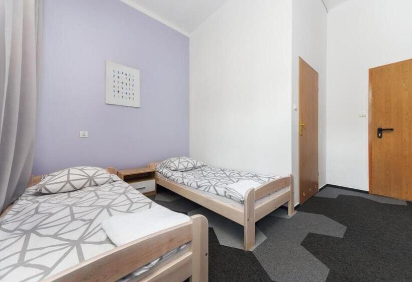 Номер Стандарт Индивидуальный, Moon Hostel Warszawa