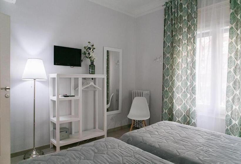Habitación Estándar Baño Compartido, Blanc Guest House