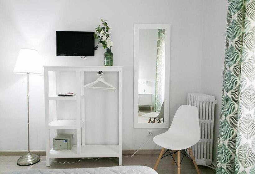 Habitación Estándar Baño Compartido, Blanc Guest House