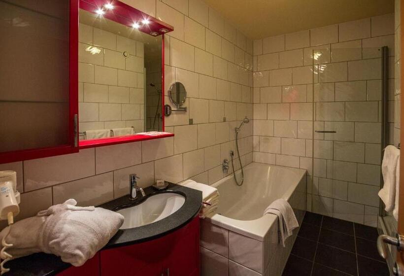 Люкс Superior 2 Спальни, Erlebnishotel Fendels