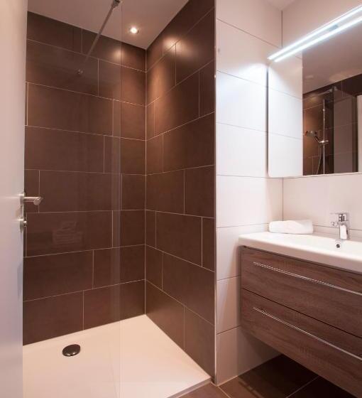 Полулюкс с Балконом, Erlebnishotel Fendels