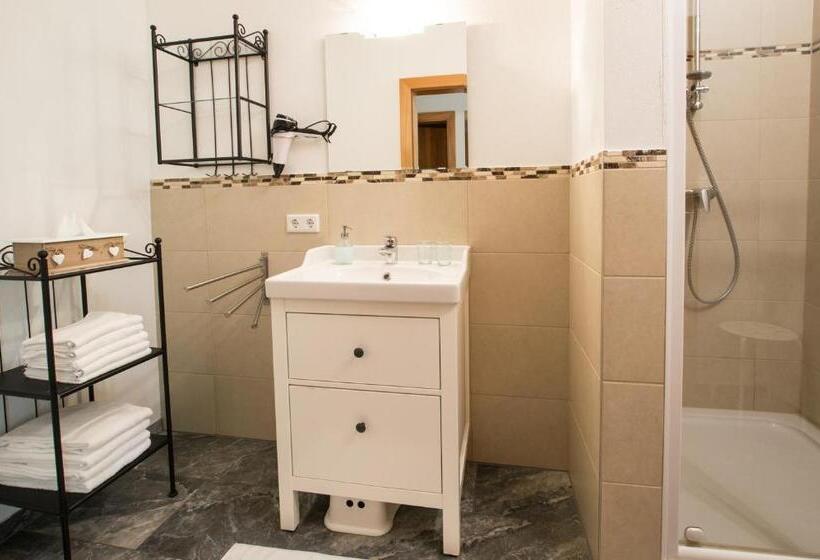 Апартаменты 3 Спальни, Familienferienhof Stabauer