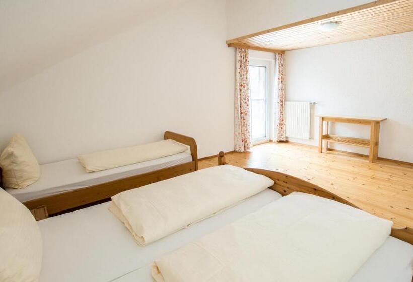 Апартаменты 2 Спальни с Балконом, Familienferienhof Stabauer