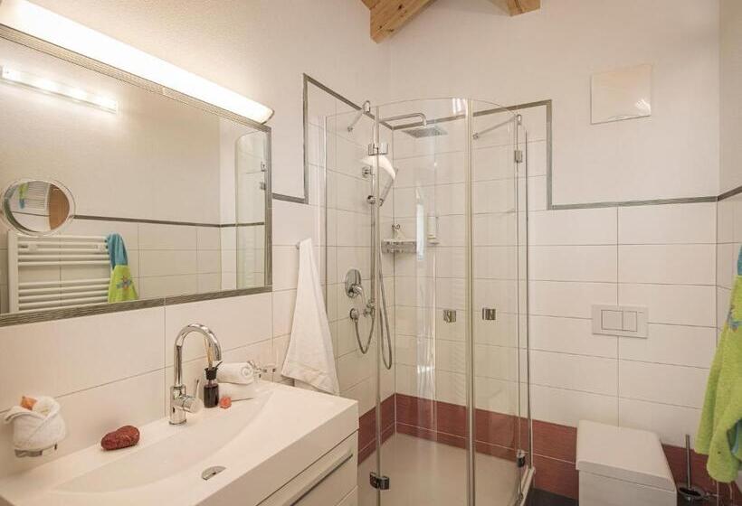 1 Bedroom Penthouse Apartment, Apart Central – Premium Mountain&garden