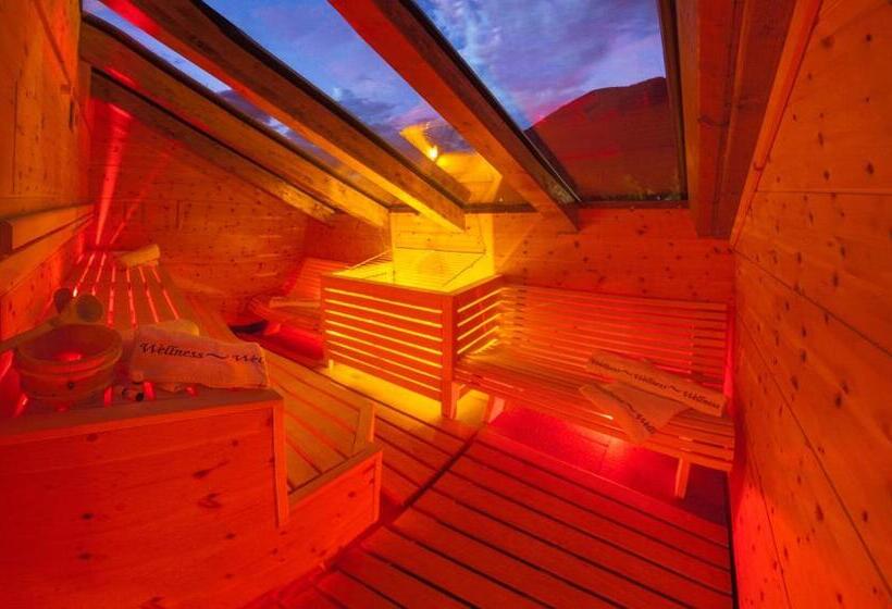 1 Bedroom Penthouse Apartment, Apart Central – Premium Mountain&garden