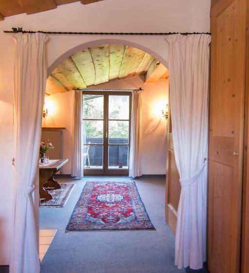 اتاق خانوادگی, Pension Landhaus Gasteiger