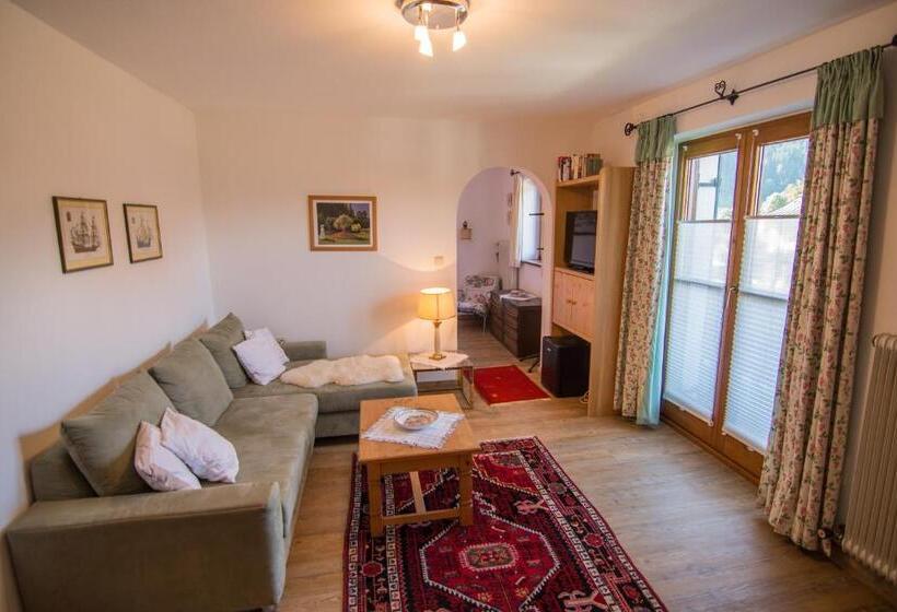 اتاق خانوادگی, Pension Landhaus Gasteiger