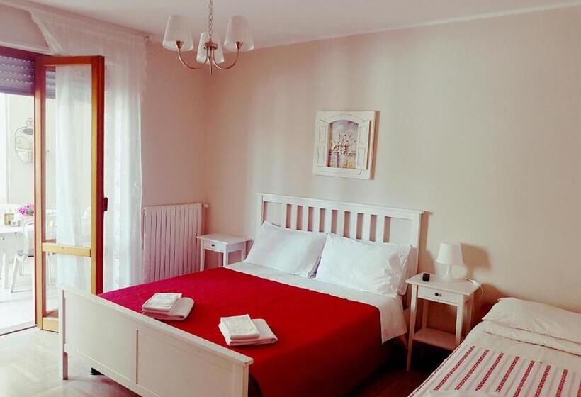 اتاق لوکس با بالکن, B&b Casa Dolce Casa Monopoli
