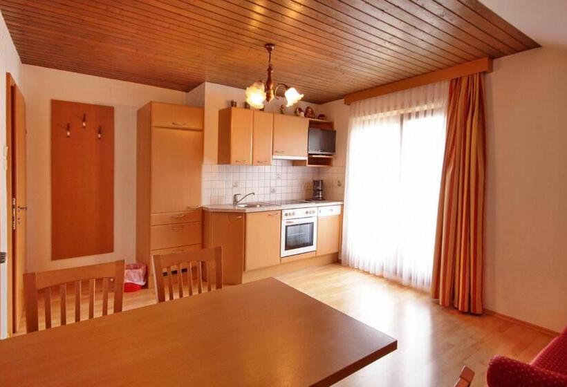 Номер Стандарт с Балконом, Haus Schluder   Familie Stanitzer