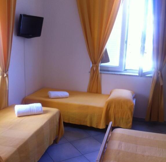 استودیوی استاندارد, Excelsior Mare Suite