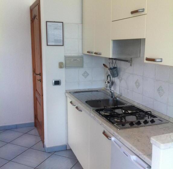 استودیوی استاندارد, Excelsior Mare Suite