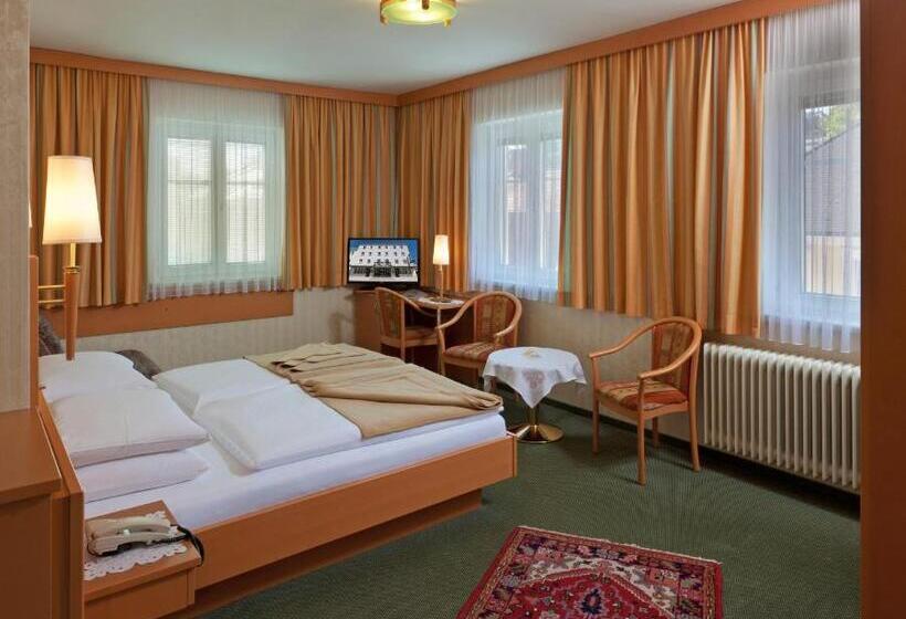Номер Стандарт, Hallerhof